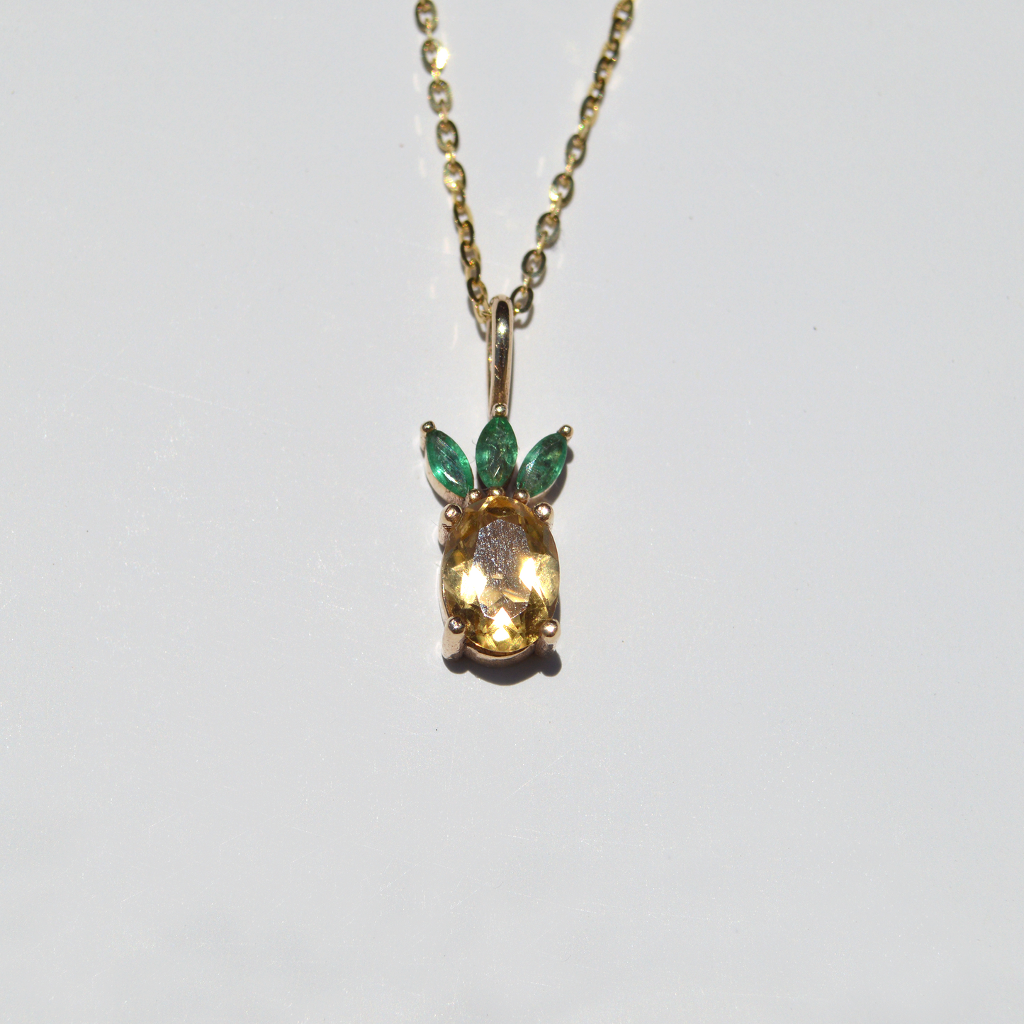Collar Piña